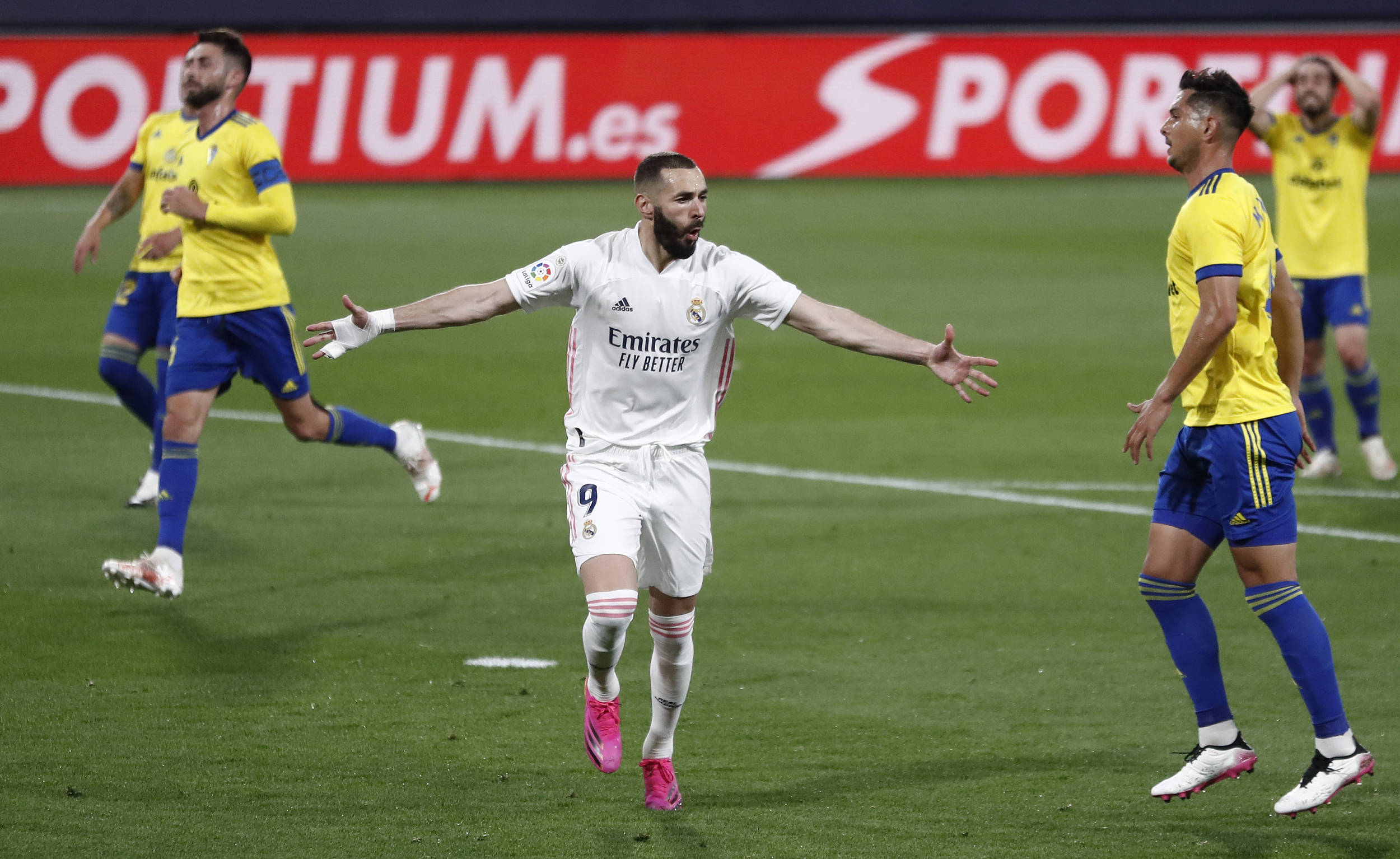 九游体育-山东男篮的新外援乔纳森莫特利  第2张